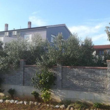Apartman Ki Apartment Pula Exterior photo