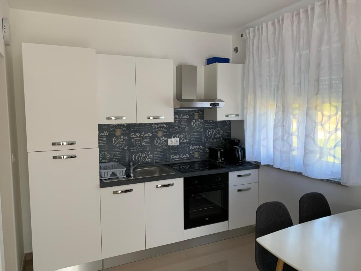Apartman Ki Apartment Pula Exterior photo