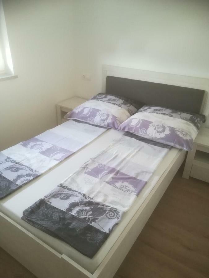 Apartman Ki Apartment Pula Exterior photo