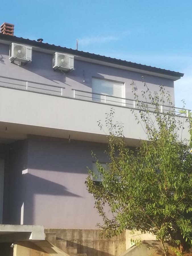 Apartman Ki Apartment Pula Exterior photo